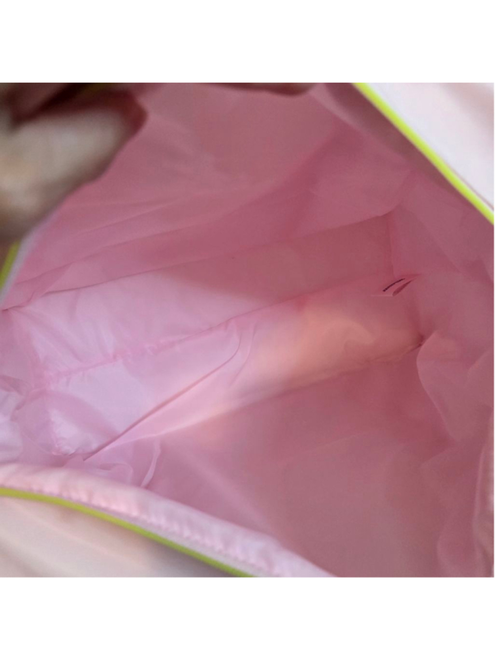 Women's Marc Jacobs Pink Travel Bag with Patches NWOT - Picture 8 of 9